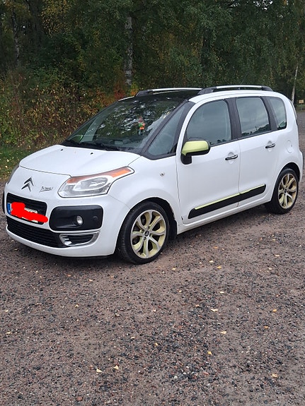 Citroen C3 Picasso 2 of 10