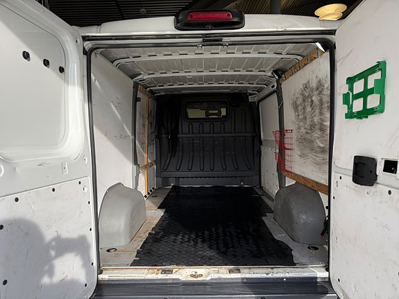 Peugeot Boxer 8 of 21