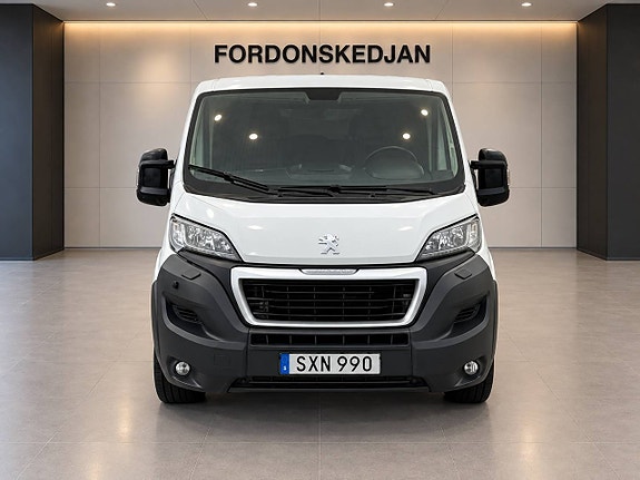 Peugeot Boxer 2 of 21