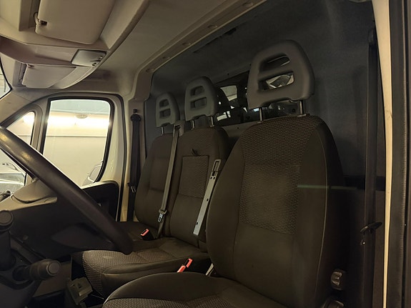 Peugeot Boxer 11 of 21