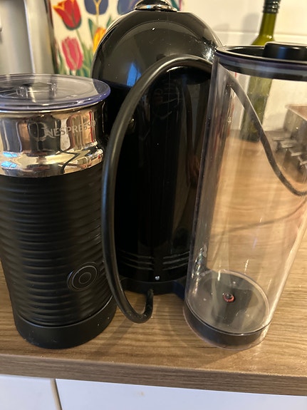 Product image 1 of 3