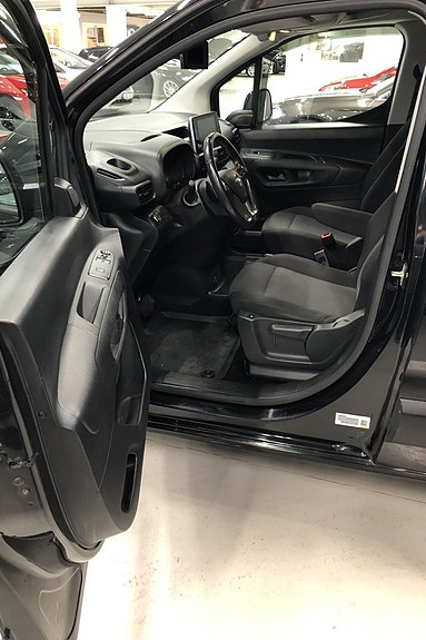 Opel Combo 9 of 11