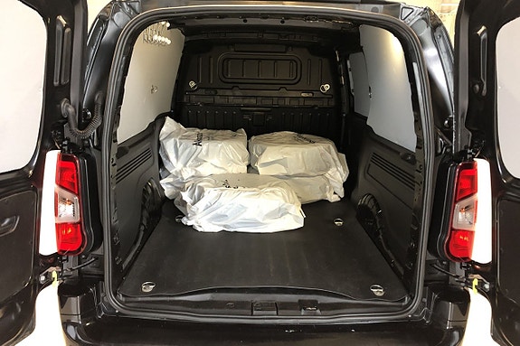 Opel Combo 8 of 11