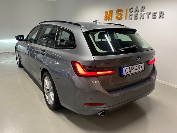 BMW 330e 7 of 19