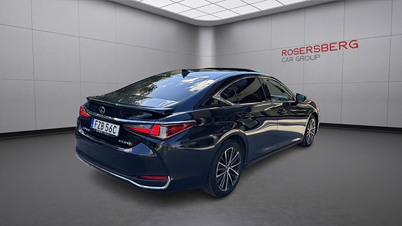Lexus ES300h 5 of 13