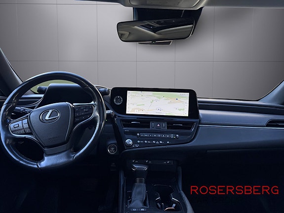 Lexus ES300h 11 of 13