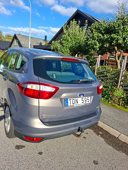 Ford C-Max 7 of 9