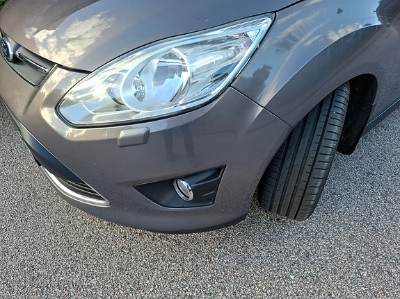 Ford C-Max 5 of 9