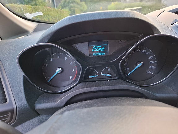 Ford C-Max 3 of 9