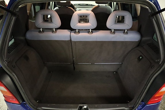 Mercedes-Benz A160 13 of 22