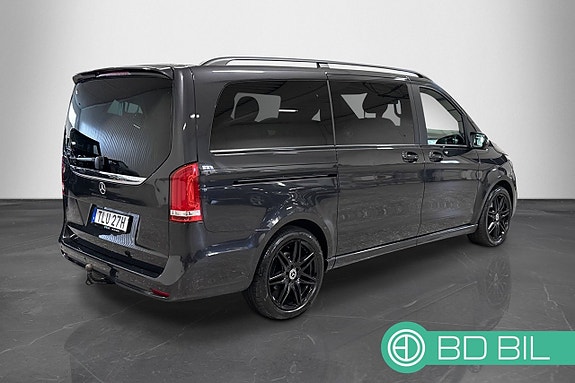 Mercedes-Benz V300 4 of 24