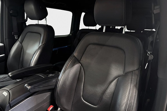 Mercedes-Benz V300 8 of 24