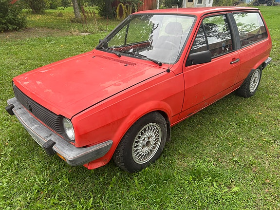 Volkswagen Polo 2 of 7
