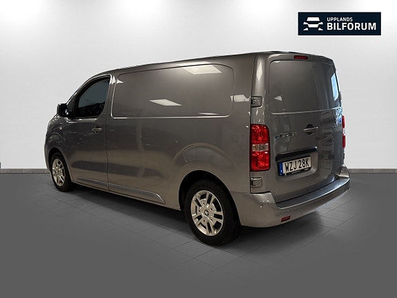 Peugeot e-Expert 6 of 15
