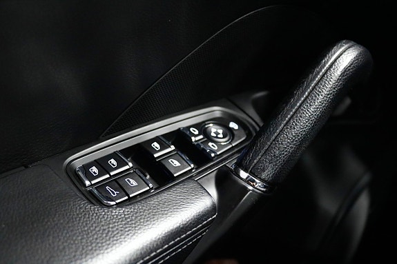 Porsche Cayenne 24 of 25
