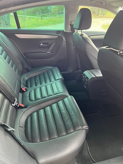 Volkswagen Passat CC 5 of 6