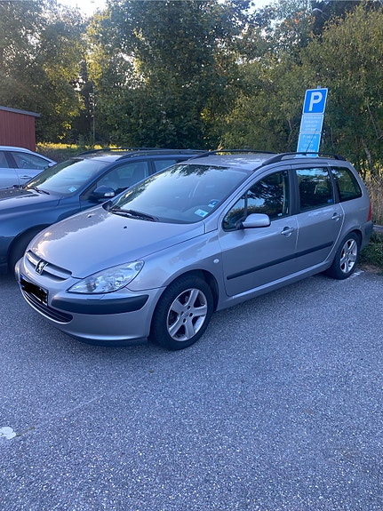 Peugeot 307 2 of 2
