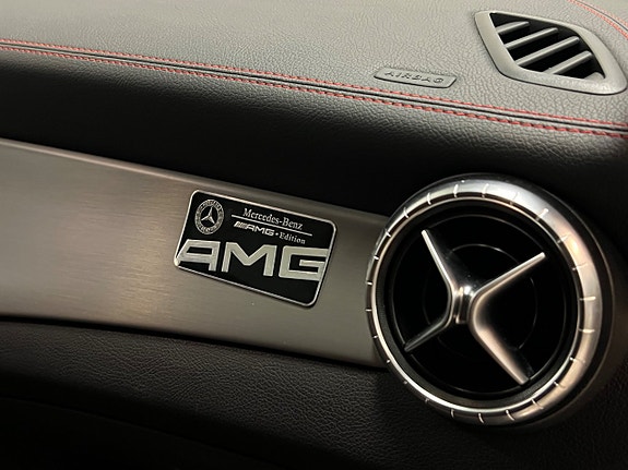 Mercedes-Benz CLA45 27 of 30