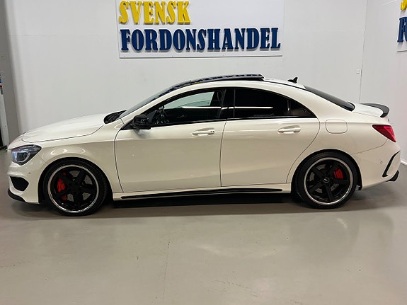 Mercedes-Benz CLA45 8 of 30