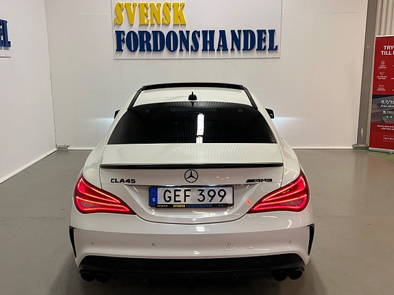 Mercedes-Benz CLA45 14 of 30