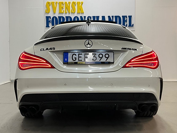 Mercedes-Benz CLA45 13 of 30