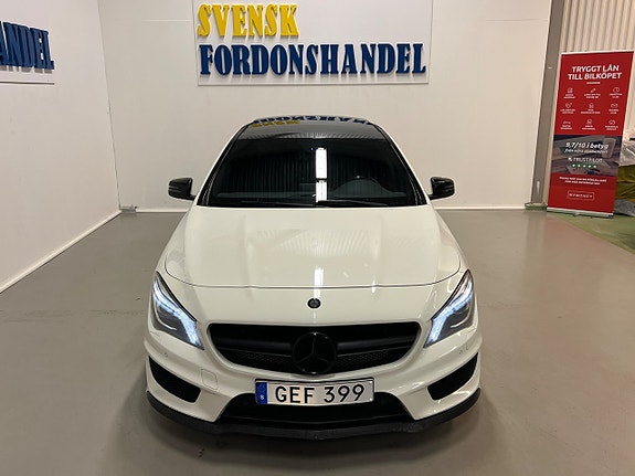 Mercedes-Benz CLA45 11 of 30