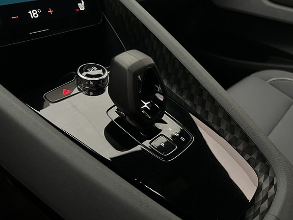 Polestar 2 28 of 30