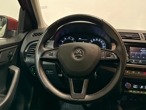 Skoda Fabia 16 of 27