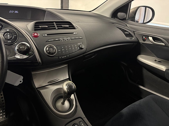 Honda Civic 21 of 26