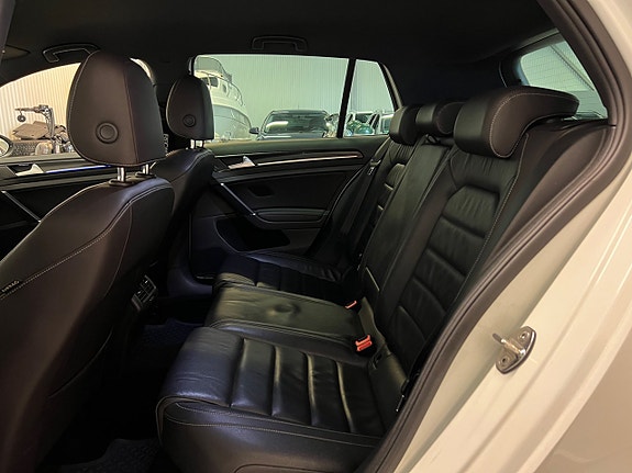 Volkswagen Golf I 23 of 30