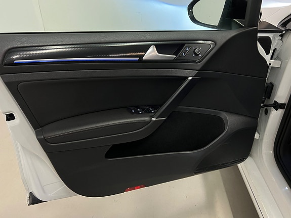 Volkswagen Golf I 16 of 30