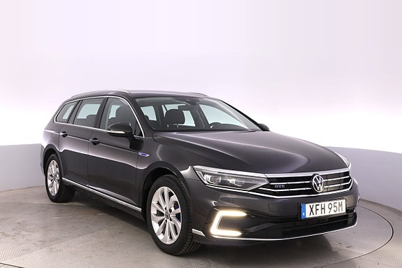 Volkswagen Passat 6 of 23