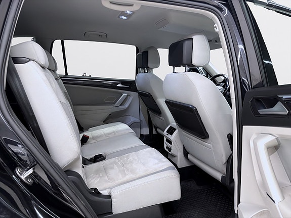 Volkswagen Tiguan Allspace 9 of 22
