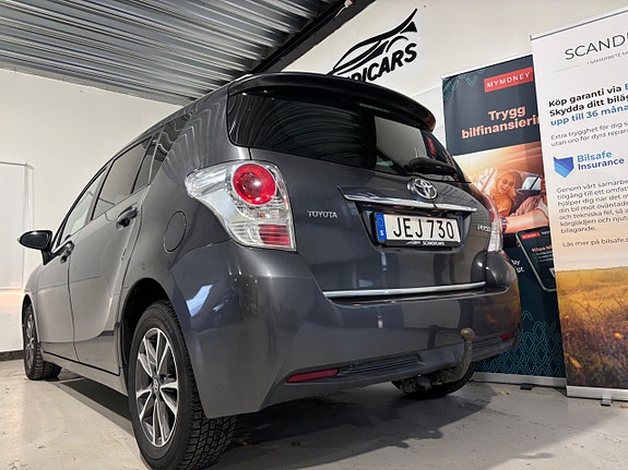 Toyota Verso 9 of 23