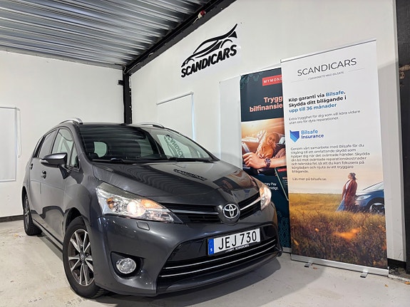 Toyota Verso 2 of 23