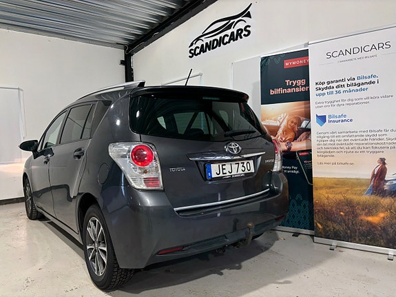 Toyota Verso 8 of 23
