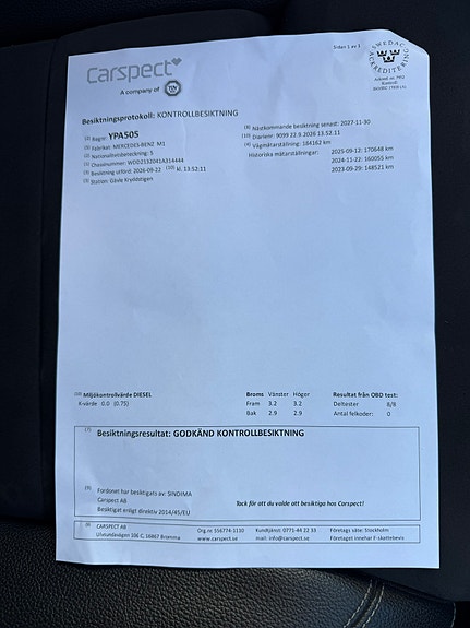 Mercedes-Benz E220 15 of 15