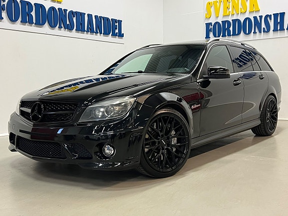Mercedes-Benz C63 2 of 30