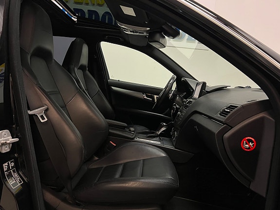 Mercedes-Benz C63 25 of 30