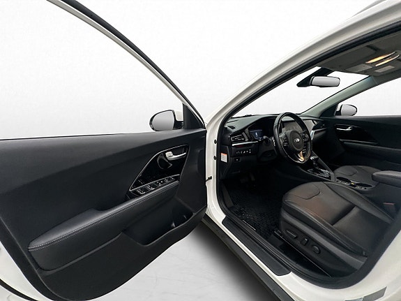 Kia Niro 10 of 30