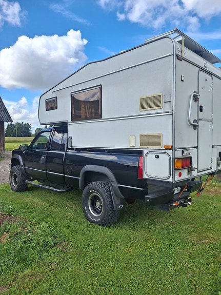 Chevrolet K2500 7 of 8