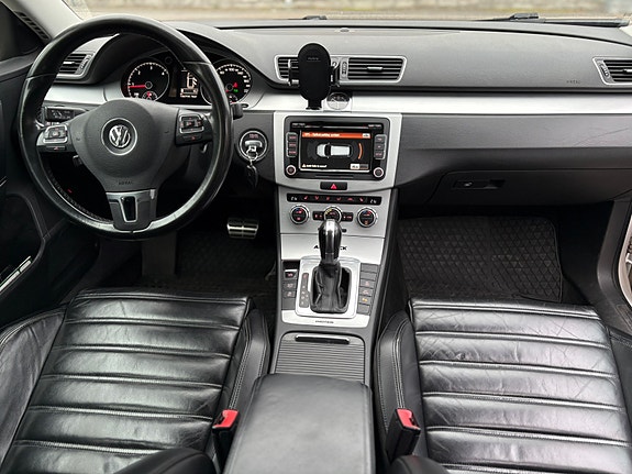 Volkswagen Passat Alltrack 6 of 13