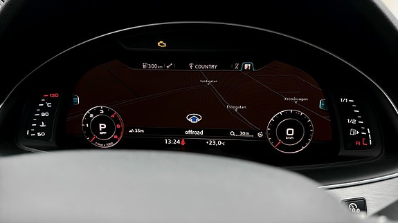 Audi Q7 9 of 17
