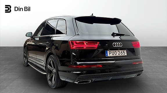 Audi Q7 3 of 17