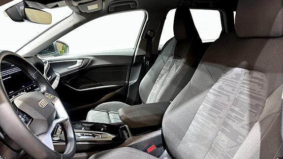 Audi A5 8 of 21
