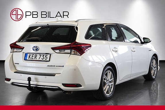 Toyota Auris 6 of 21