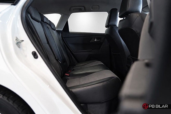 Toyota Auris 13 of 21