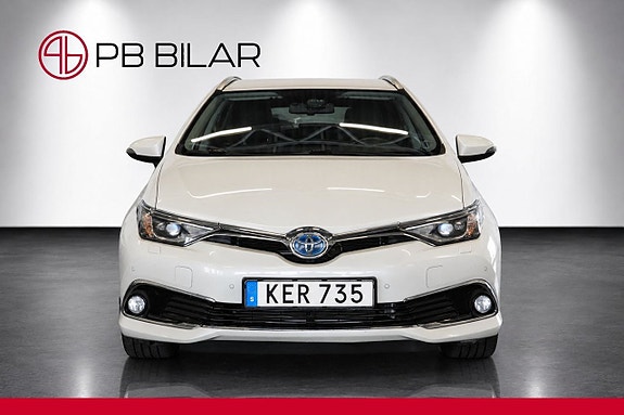Toyota Auris 3 of 21