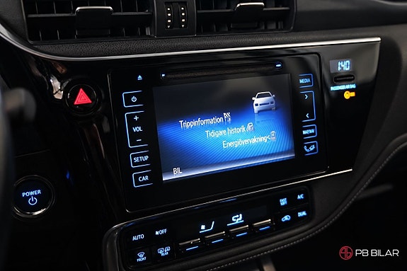 Toyota Auris 16 of 21