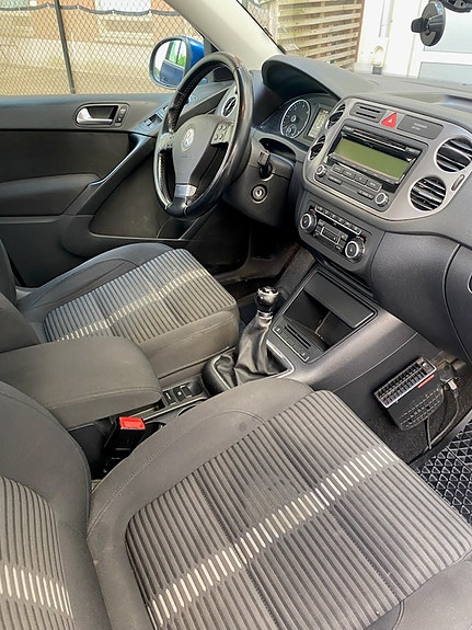 Volkswagen Tiguan 4 of 5
